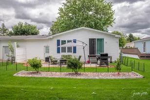 242A Meadowlark Ln, Sandwich, IL 60548 - Photo 29