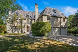54 Kenilworth Ave, Kenilworth, IL 60043 - Photo 1