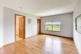 7 Fairhaven Ct, Lake in the Hills, IL 60156 - Photo 23
