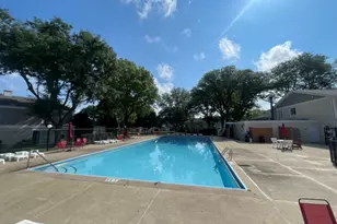 1202 Spur Ct, Wheeling, IL 60090 - Photo 17