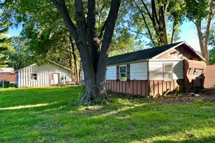 26014 W Catfish Dr, Wilmington, IL 60481 - Photo 3