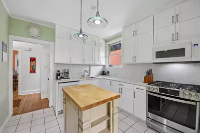 6551 N Maplewood Avenue, Chicago, IL 60645 - Photo 9