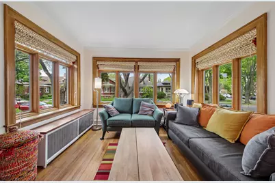 6551 N Maplewood Avenue, Chicago, IL 60645 - Photo 3