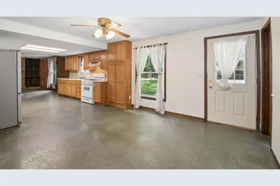 2621 E Heritage Drive, Kankakee, IL 60901 - Photo 5