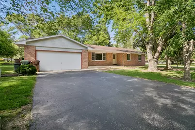 2621 E Heritage Drive, Kankakee, IL 60901 - Photo 1