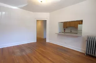 1057 W Berwyn Ave, Chicago, IL 60640 - Photo 5