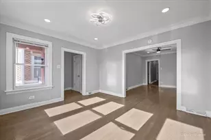 8453 S Aberdeen St, Chicago, IL 60620 - Photo 9