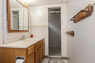 1604 6 Points Rd, Bloomington, IL 61701 - Photo 31