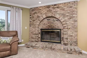 1604 6 Points Rd, Bloomington, IL 61701 - Photo 19