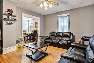 1121 Preston St, Rockford, IL 61102 - Photo 3