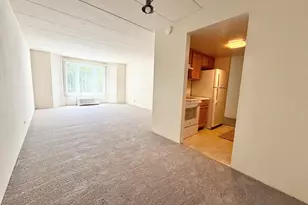 1 Renaissance Pl, Palatine, IL 60067 - Photo 5