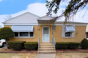 1105 E Oak Ave, La Grange Park, IL 60526 - Photo 1