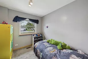4595 Zeppelin Dr, Hanover Park, IL 60133 - Photo 11