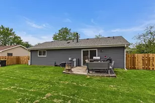 4595 Zeppelin Dr, Hanover Park, IL 60133 - Photo 15