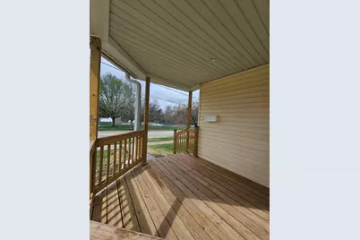 523 S McAlister Avenue, Waukegan, IL 60085 - Photo 17