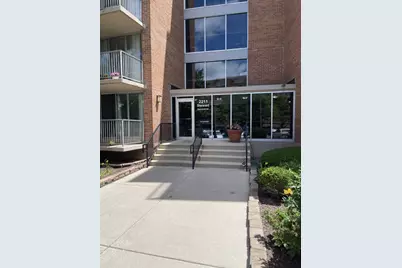 2211 S Stewart Avenue #1C, Lombard, IL 60148 - Photo 1