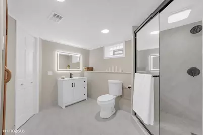 2112 Portsmouth Avenue, Westchester, IL 60154 - Photo 15