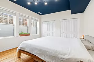 1637 W Granville Ave, Chicago, IL 60660 - Photo 13