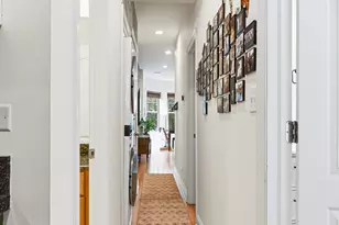 1637 W Granville Ave, Chicago, IL 60660 - Photo 9