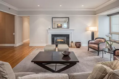 800 N Michigan Avenue #3403, Chicago, IL 60611 - Photo 9