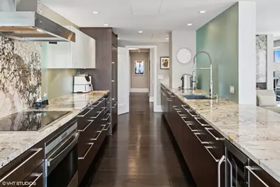 161 E Chicago Avenue #49A, Chicago, IL 60611 - Photo 9