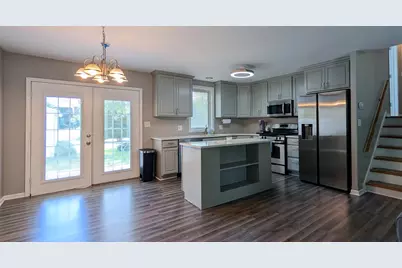 5S334 Stewart Drive, Naperville, IL 60563 - Photo 3