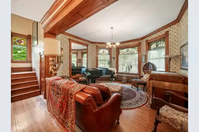 201 Wesley Avenue, Oak Park, IL 60302 - Photo 3