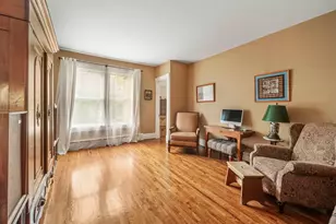 201 Wesley Ave, Oak Park, IL 60302 - Photo 13