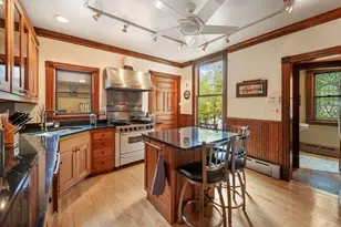 201 Wesley Ave, Oak Park, IL 60302 - Photo 9
