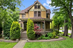 201 Wesley Ave, Oak Park, IL 60302 - Photo 1