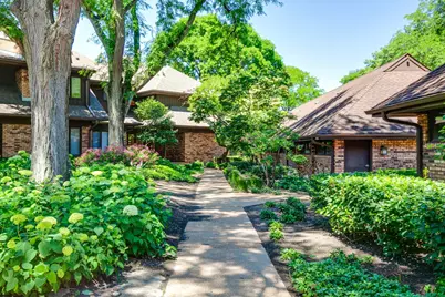3875 S Mission Hills Road, Northbrook, IL 60062 - Photo 1