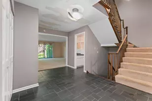 3875 S Mission Hills Rd, Northbrook, IL 60062 - Photo 5
