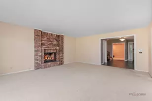 3875 S Mission Hills Rd, Northbrook, IL 60062 - Photo 9