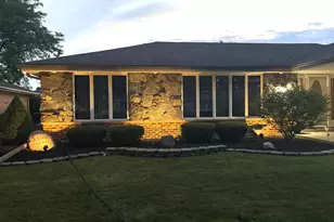 15306 Narcissus Ct, Orland Park, IL 60462 - Photo 3