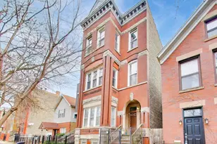1639 N Claremont Ave, Chicago, IL 60647 - Photo 1