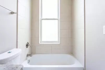 1525 W Addison Street #3, Chicago, IL 60613 - Photo 3