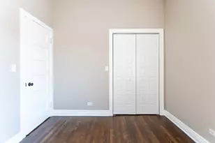 1525 W Addison St, Chicago, IL 60613 - Photo 11