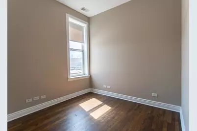 1525 W Addison Street #3, Chicago, IL 60613 - Photo 9