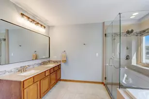 1807 Ballina Ln, McHenry, IL 60050 - Photo 15