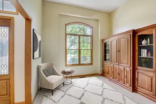 1807 Ballina Ln, McHenry, IL 60050 - Photo 9