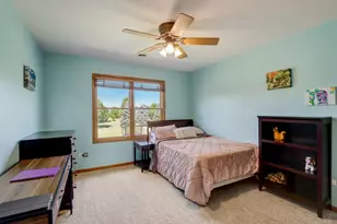1807 Ballina Ln, McHenry, IL 60050 - Photo 17