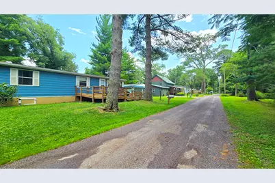 1750 Moonglow Road, Centralia, IL 62801 - Photo 11