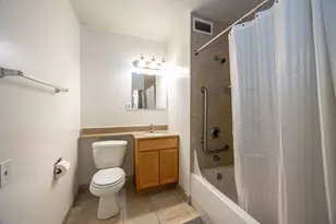 55 W Chestnut St, Chicago, IL 60610 - Photo 21