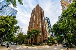 55 W Chestnut St, Chicago, IL 60610 - Photo 1