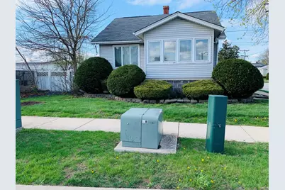 246 E 161st Place, South Holland, IL 60473 - Photo 1