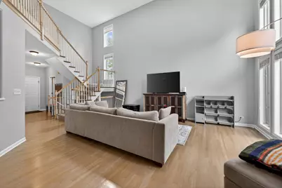 1051 W Sutton Court, Palatine, IL 60067 - Photo 7