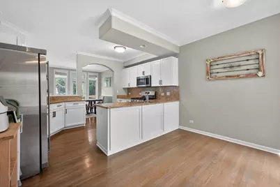 1051 W Sutton Court, Palatine, IL 60067 - Photo 15