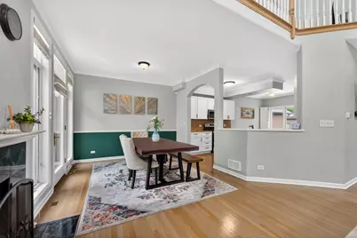 1051 W Sutton Court, Palatine, IL 60067 - Photo 9