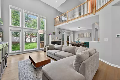 1051 W Sutton Court, Palatine, IL 60067 - Photo 5