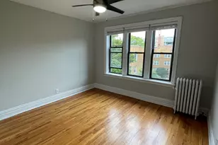 635 W Roscoe St, Chicago, IL 60657 - Photo 3